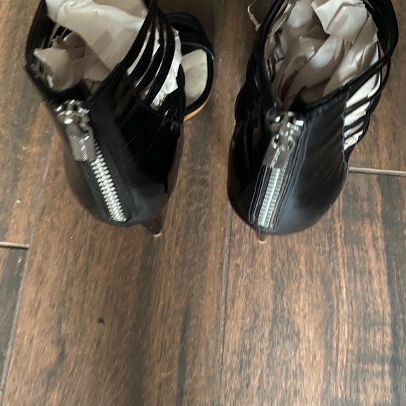 MICHAEL KORS BLACK SEXY STRAP SHOES - Picture 5 of 7